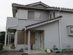 春日部市東中野 外壁塗装リフォームビフォー写真