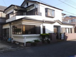 越谷市上間久里 屋根・外壁塗装リフォームビフォー写真