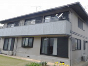 吉川市吉川 屋根・外壁塗装リフォームビフォー写真