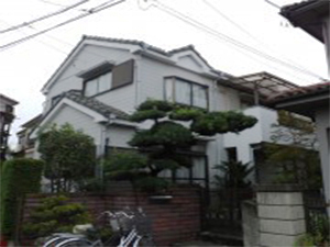 越谷市恩間 屋根・外壁塗装リフォームビフォー写真